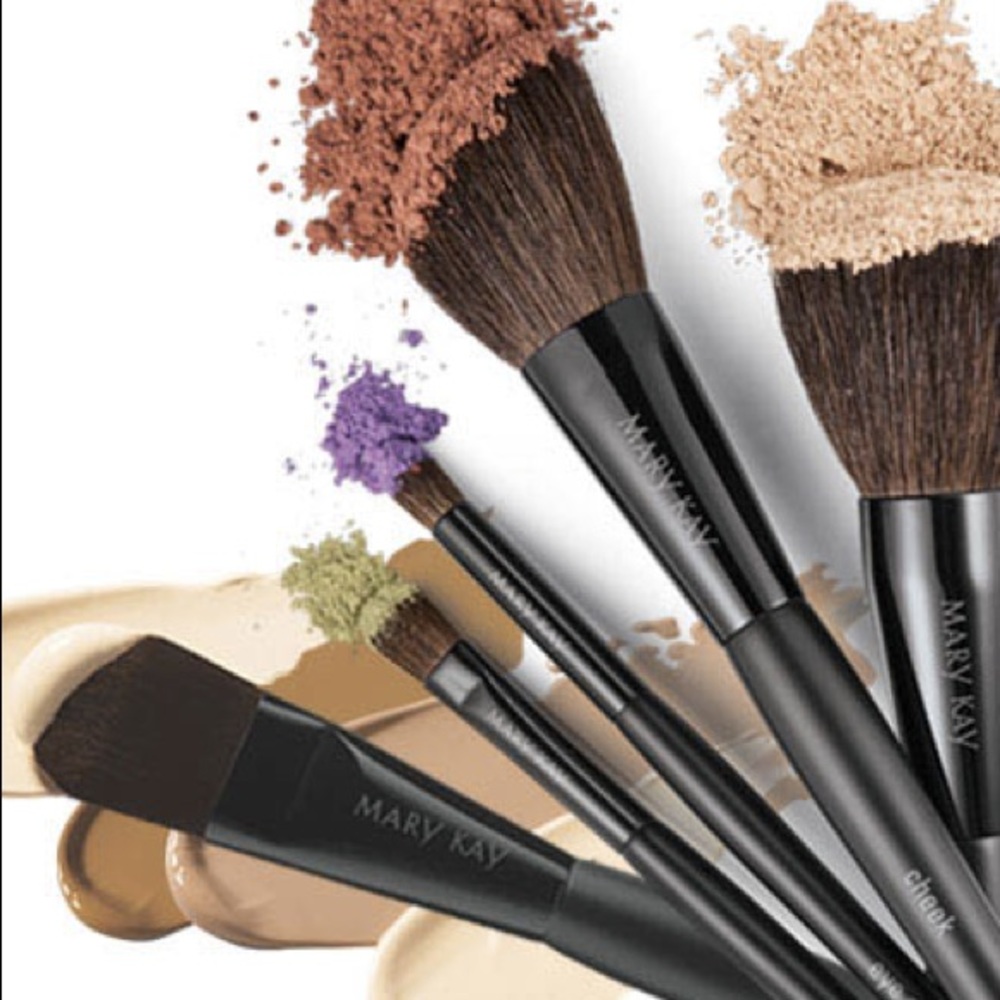 Mary Kay Brush Set